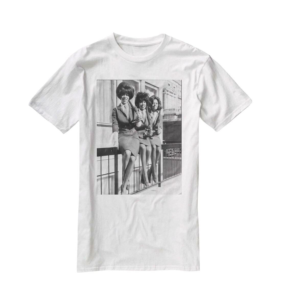 The Supremes in London T-Shirt - Canvas Art Rocks - 5