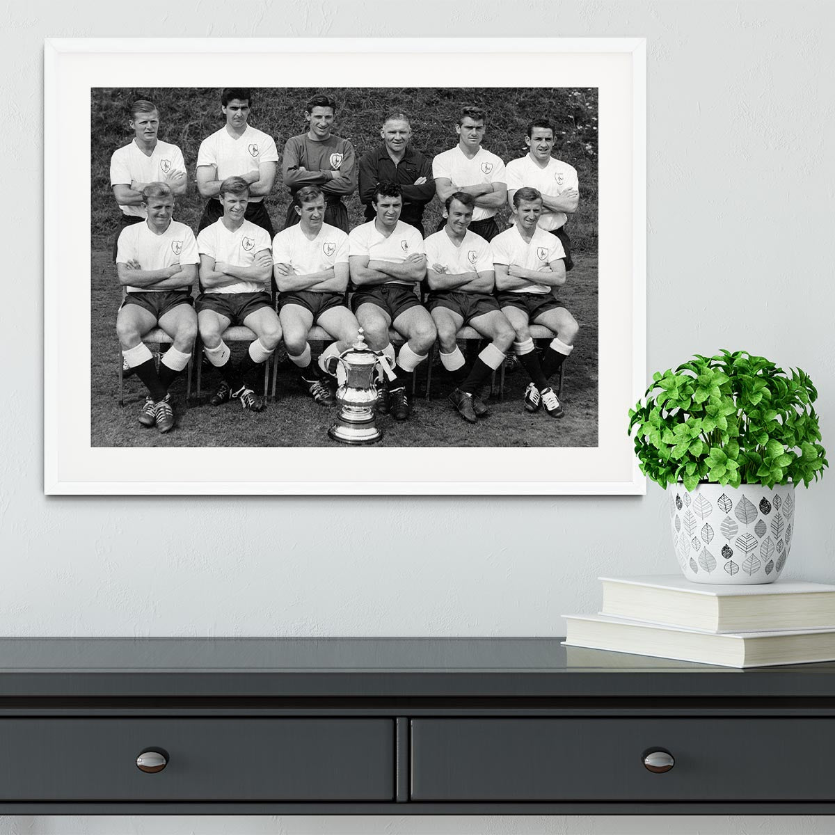 Tottenham Hotspur Team 1962-63 With FA Cup Framed Print - Canvas Art Rocks - 5