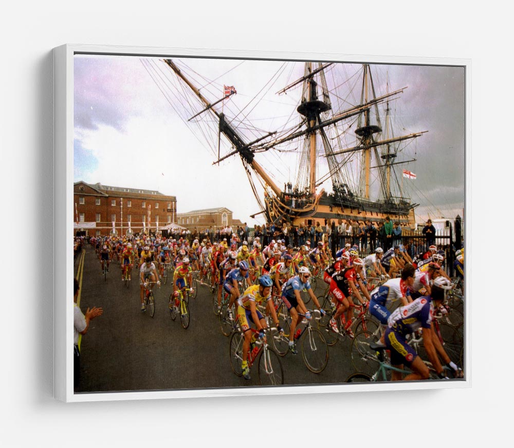 Tour de France in Portsmouth HD Metal Print - Canvas Art Rocks - 7