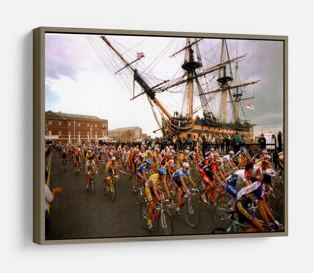 Tour de France in Portsmouth HD Metal Print - Canvas Art Rocks - 10