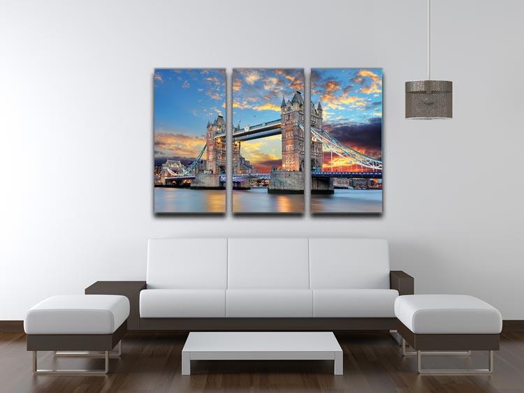 Tower Bridge 3 Split Panel Canvas Print - Canvas Art Rocks - 3