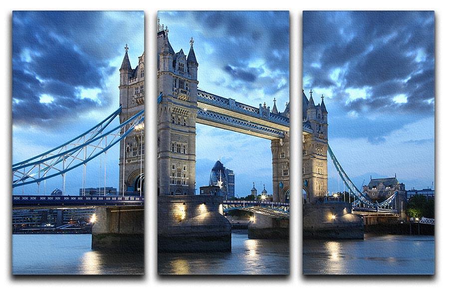 Tower Bridge in the evening 3 Split Panel Canvas Print - Canvas Art Rocks - 1