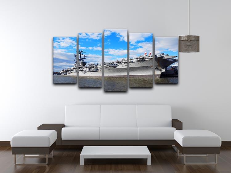 aircraft carriers built during World War II 5 Split Panel Canvas  - Canvas Art Rocks - 3