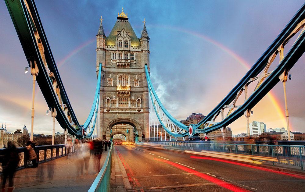slow shutter speed Tower Bridge Wall Mural Wallpaper - Canvas Art Rocks - 1
